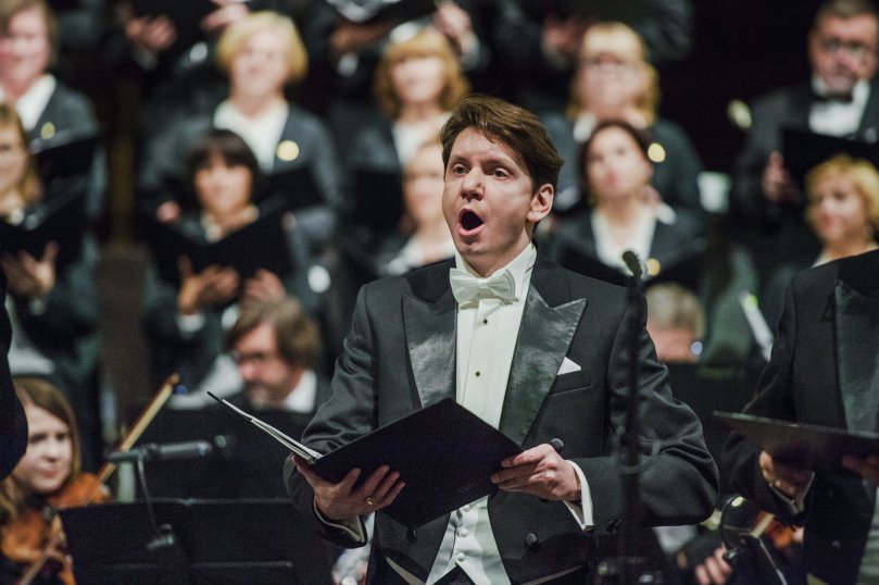 45179537_2128640947195351_2739964336259727360_o